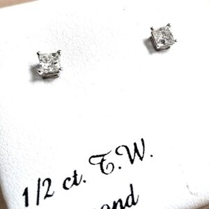 14k White Gold 1/2 Carat Princess Cut Diamond Stud Earrings $1,200 Retail